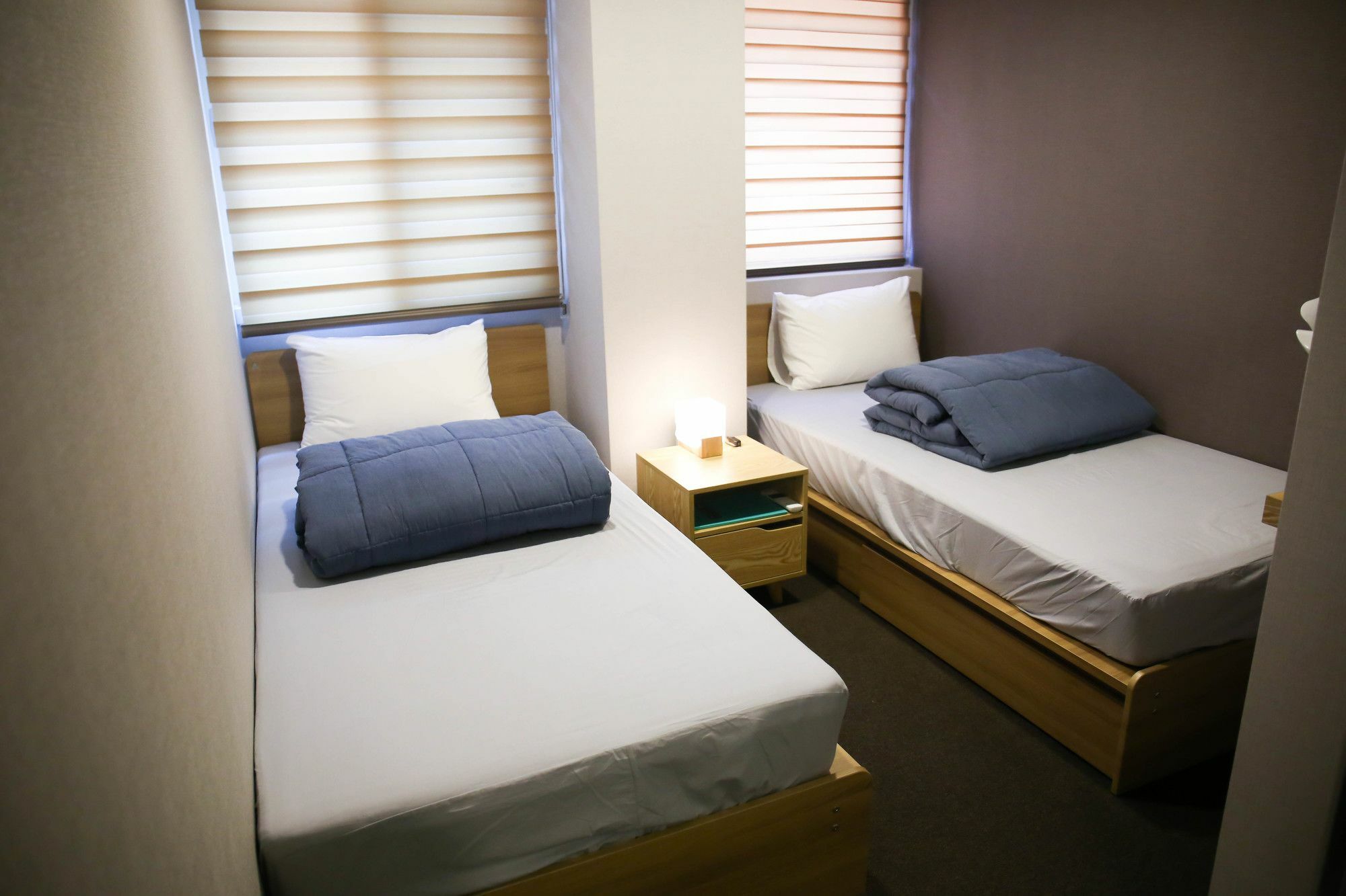 บลู เมาน์เท็น มย็องดง Hotel โซล ภายนอก รูปภาพ